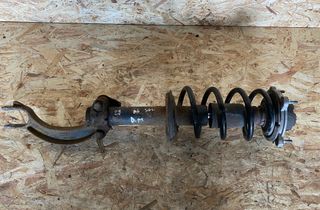 AUDI A6 C7/4G (2010-2020) Pravý predný tlmič nárazov 8K0413 30813075