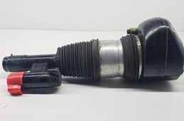 BMW 7 Series G11/G12 (2015-2023) Ľavý predný vzduchový tlmič 37106877559,R308616929,R308617010 32109254