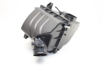 TOYOTA Yaris 4 generation (2020-2023) Vzduchový filter Box 22204-75040 27369548