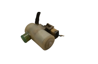 SUBARU Impreza 2 generation (2000-2007) Čerpadlo ostrekovača čelného skla/čelného skla 31540856