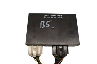 VOLKSWAGEN Passat B5 (1996-2005) Comfort Control Unit 3B0959798 33072457