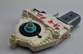 AUDI A4 B8/8K (2011-2016) Motor ovládania okna pravých predných dverí 8K0959802 33048857