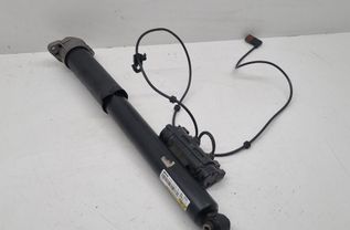 MERCEDES-BENZ C-Class W205/S205/C205 (2014-2023) Pravý zadný tlmič nárazov A2053208200 33041019