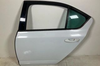 SKODA Octavia 3 generation (2013-2020) Дверь задняя левая 5E5833055B 33075057