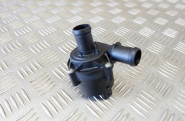 VOLKSWAGEN Tiguan 2 generation (2016-2024) ЦИРКУЛЯЦИОННЫЙ ЭЛЕКТРИЧЕСКИЙ ДВИГАТЕЛЬ 5Q0965567J 31466068