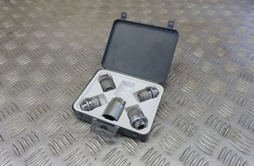 TOYOTA Yaris 4 generation (2020-2023) Комплект болтов блокировки колес PW456-00013 31602733