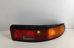 ASTON MARTIN DB7 1 generation (1999-2003) Pravé zadné svetlo 37-81216 26538446