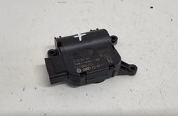 VOLKSWAGEN Passat B7 (2010-2015) Air Conditioner Air Flow Valve Motor 0132801362 30824492