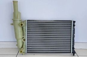 FIAT Punto 1 generation (1993-1999) Охлаждающий радиатор 46465015 32033528