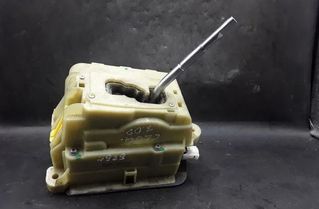 MERCEDES-BENZ C-Class W204/S204/C204 (2004-2015) Mechanizmus výberu prevodovky 2042673724Q01,2042673724Q,2042673724 25514798