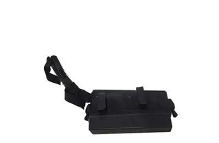 OPEL Meriva 1 generation (2002-2010) Poistková skrinka 27101580