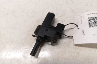 FORD Focus 2 generation (2004-2011) Senzor spojkového pedálu 4M5T7C534AA 28648029