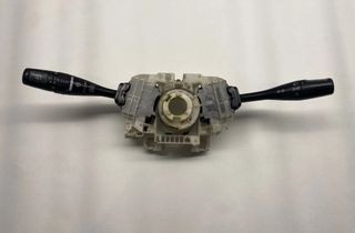 MITSUBISHI Outlander 1 generation (2001-2008) Páčka/ spínač ukazovateľa smeru stieračov 17B153 17741155