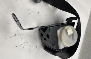 OPEL Insignia A (2008-2016) Ремень безопасности передний правый 13288436 17810601