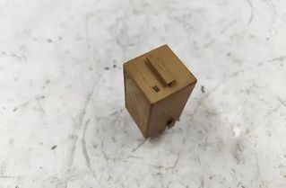 BMW 3 Series E46 (1997-2006) Relé 61368384505 27176539