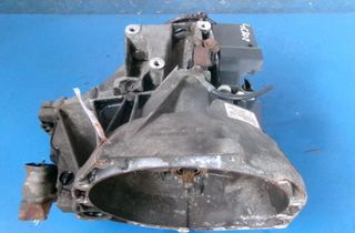 FORD Fiesta 5 generation (2001-2010) Коробка передач 33094805