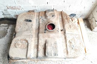 TOYOTA Previa 2 generation (2000-2006) Fuel Tank 23511081