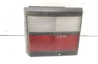 VOLKSWAGEN Passat B7 (2010-2015) Pravé zadné svetlo na kufri 333945108 31373064