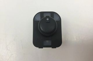AUDI A4 B7/8E (2004-2008) Mirror adjustment switch 8E0959565A 32905359