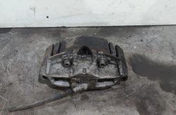 VOLVO XC90 1 generation (2002-2014) Front Left Brake Caliper 945 30648458