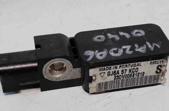MAZDA 6 GG (2002-2007) Predný ľavý senzor nárazu GJ6A57KC0 27582611