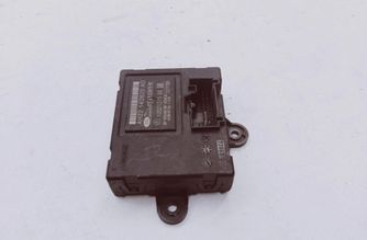 JAGUAR XF 1 generation  (2011-2016) Ovládacia jednotka ľavých zadných dverí AH2214D620AD 27598490