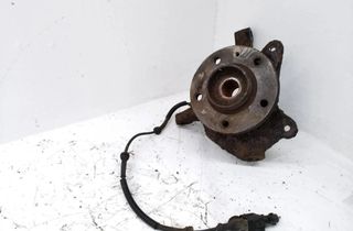 RENAULT Trafic 2 generation (2001-2015) Ступица передняя правая 27690706