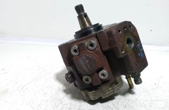 CITROËN Xsara Picasso 1 generation (1999-2010) Fuel Pump 0445010102 28586007