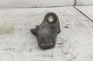 AUDI A6 C6/4F (2004-2011) Držiak na montáž prevodovky 4F0399113B 28679991