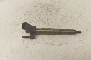 BMW 5 Series F10/F11 (2009-2017) Palivový vstrekovač 7823461 28687981