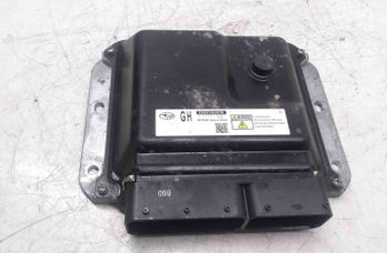 SUBARU Outback 4 generation (2009-2014) Engine Control Unit ECU 22611AU270 28700366