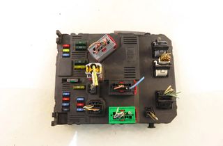 PEUGEOT 407 1 generation (2004-2010) Komfortná ovládacia jednotka 9655221180,S120104600I 32966193