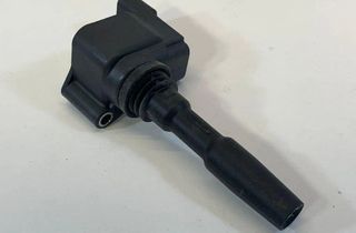 AUDI A3 8Y (2020-2024) Vysokonapäťová zapalovacia cievka 05E905110 30680338