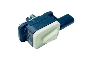 BMW 4 Series F32/F33/F36 (2013-2020) Датчик удара задний левый 65779217711 30691360