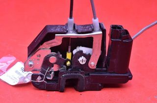 HYUNDAI i10 1 generation (2007-2013) Pravý predný dverový zámok HYUNDAI 30248845