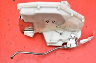 FIAT Sedici 1 generation (2005-2012) Замок двери передний правый 30427140