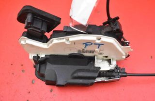 SEAT Leon 3 generation (2012-2020) Zámok pravých zadných dverí 5K4839016Q 32272252