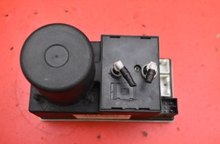 AUDI A4 B6/8E (2000-2005) Вакуумный насос центрально замка 8D0862257 33020752