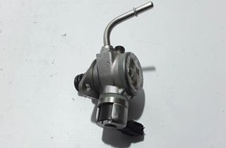 VOLVO XC40 1 generation (2017-2024) Palivové čerpadlo 31437903 22385058