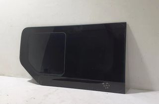 OPEL Vivaro A (2002-2006) Стекло раздвижной двери справа 8200005608 33075800