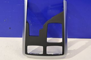 MERCEDES-BENZ M-Class W166 (2011-2015) Plastový obklad páky prevodovky 16930750 33081478