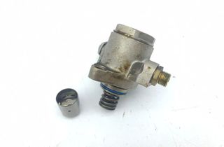 SEAT Ateca 1 generation (2016-2024) Palivové čerpadlo 04E127026BB 31022240