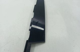 PORSCHE Cayenne 958 (2010-2018) Predný ľavý dverový okenný pásik 7P5853319B 31186424