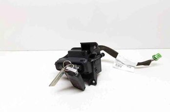 VOLVO V70 2 generation (2000-2008) Ignition Lock 30724528 32643629