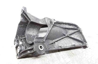 VOLVO V70 3 generation (2007-2020) Držiak motora pravá strana 31370633 32647229