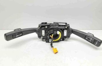 VOLVO V60 1 generation (2010-2020) Подрулевой переключатель 31313847,31313854 32658755