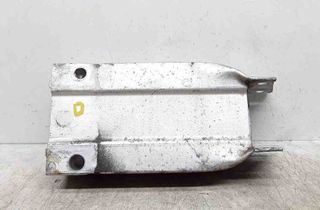 MERCEDES-BENZ C-Class W204/S204/C204 (2004-2015) Pravá strana predĺženia výstuže nárazníka A2046200995 32663966