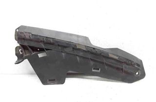 VOLVO V70 3 generation (2007-2020) Pravý predný držiak nárazníka 30796388 32670657