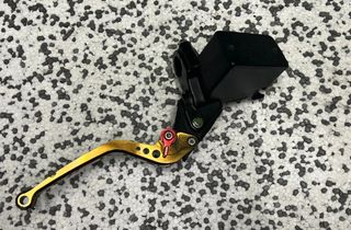 SUZUKI GSX Rukoväť hlavného brzdového valca na prednej brzde 15994744