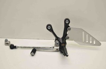 KAWASAKI NINJA Predný ľavý držiak na nohu 32595938